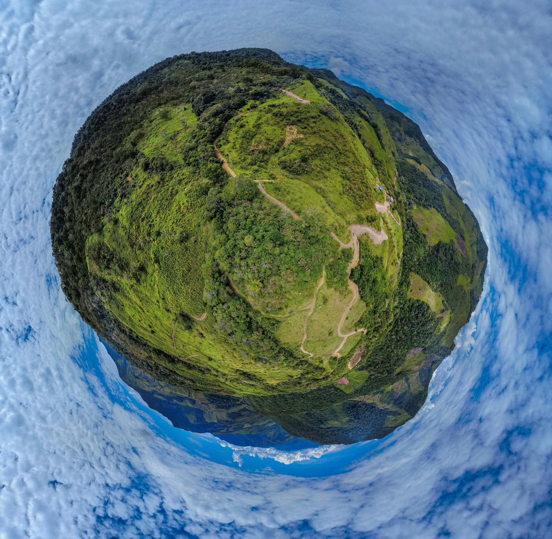 Plan de tournage vidéo 360° avec équipement de captation sphérique