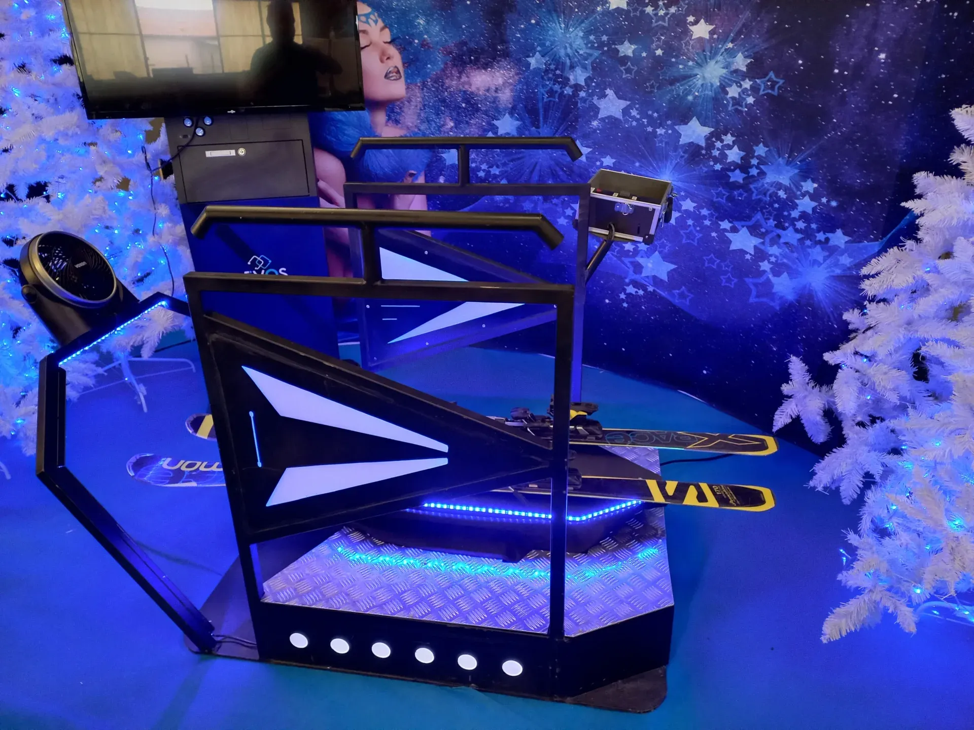 Simulateur de ski VR en cours de production dans les ateliers By Evos à Toulouse - fabrication sur mesure