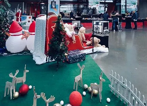 Simulateur traîneau Père Noël VR By Evos 4 places - animation marché de Noël collectivité - fabriqué en France