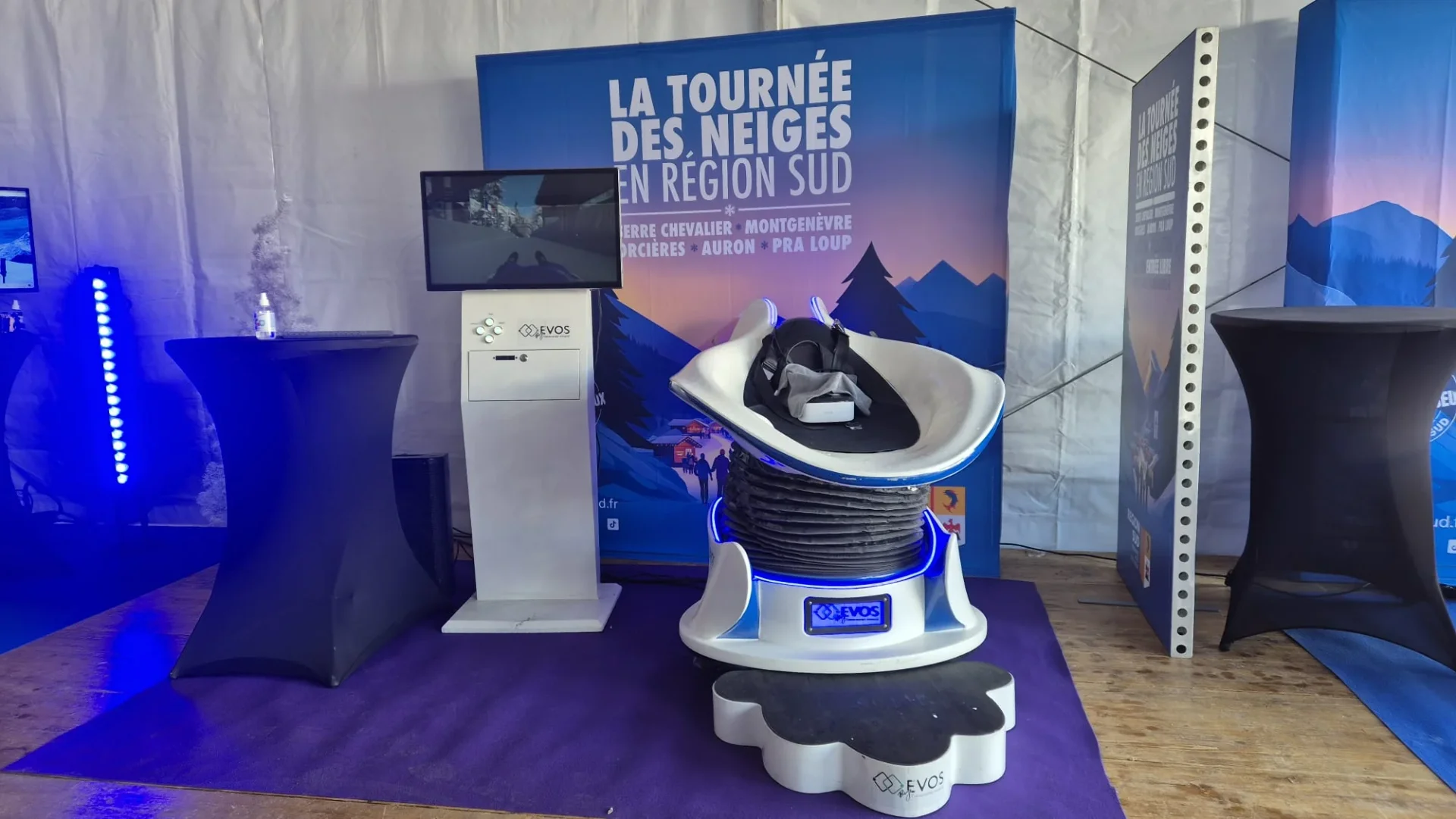 Simulateur luge VR By Evos sur stand Tournée des Neiges