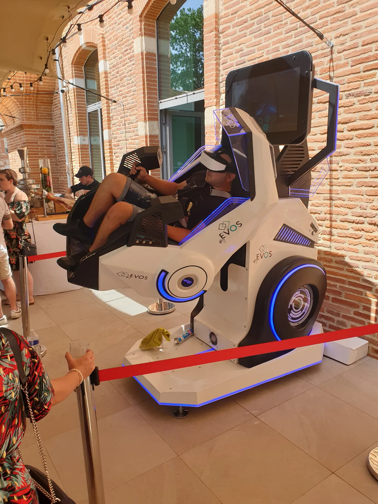 Simulateur SOL VR 2 places lors de la Garden Party Diloy's au Domaine de Preissac